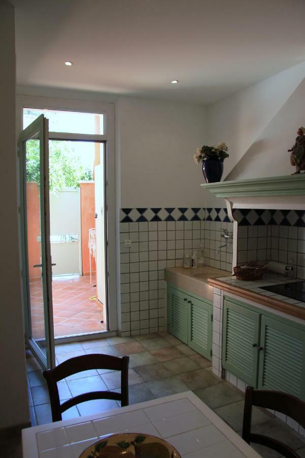 Appartement Avec Patio Et Garage Centre Et
