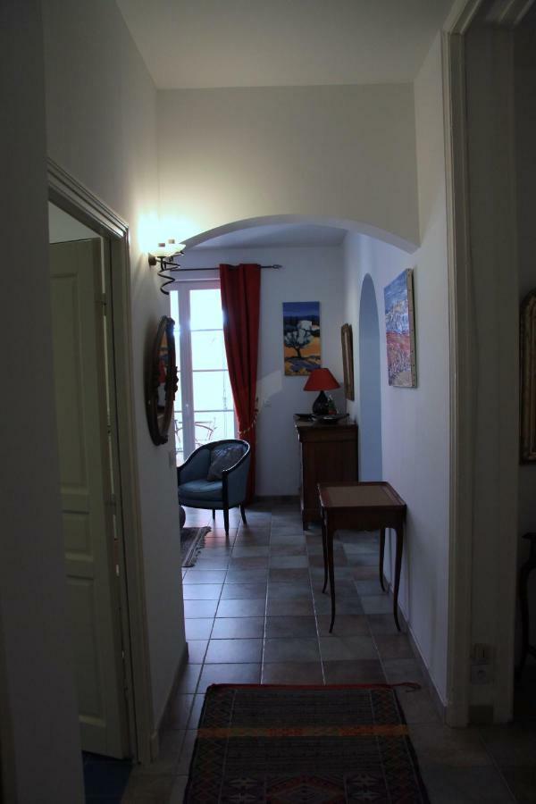 Avec Patio Et Garage Centre Et